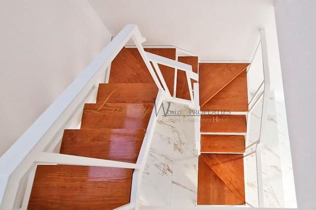 2 chambre Appartement à vendre à Los Gigantes, Santiago del Teide avec piscine - 575 000 € (Ref: 9142291)