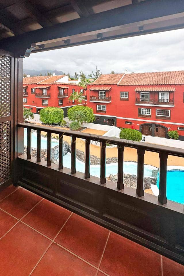 3 soveværelse Villa til salg i Adeje med swimmingpool garage - € 430.000 (Ref: 9160612)