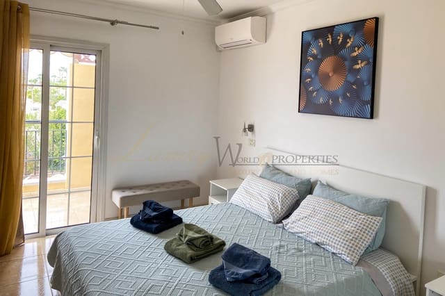 1 slaapkamer Flat te koop in Los Cristianos, Arona met zwembad - € 295.000 (Ref: 9163211)