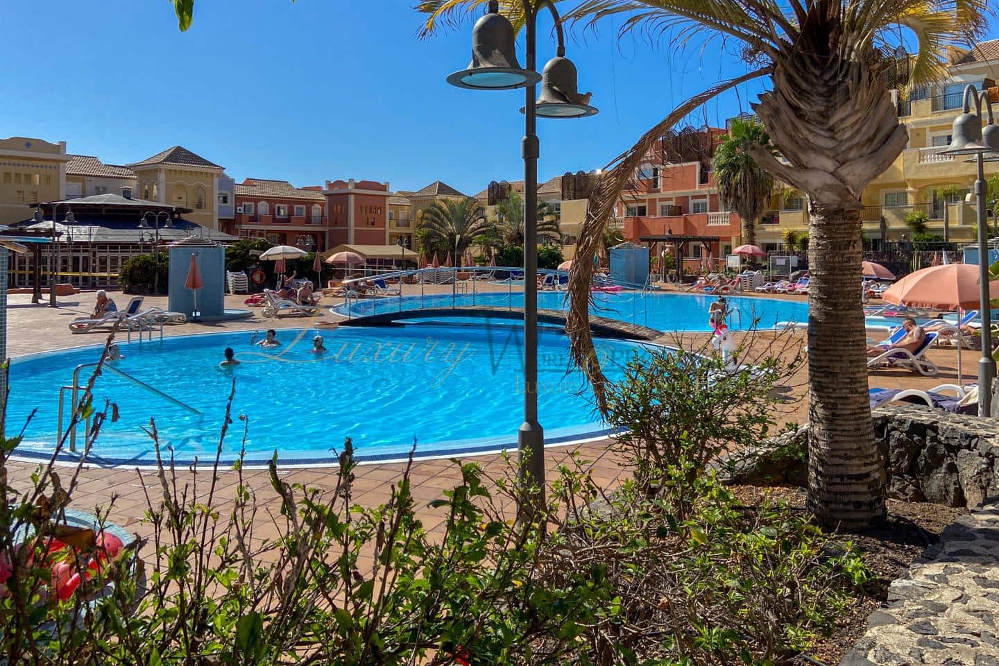 1 slaapkamer Flat te koop in Los Cristianos met zwembad - € 295.000 (Ref: 9163211)