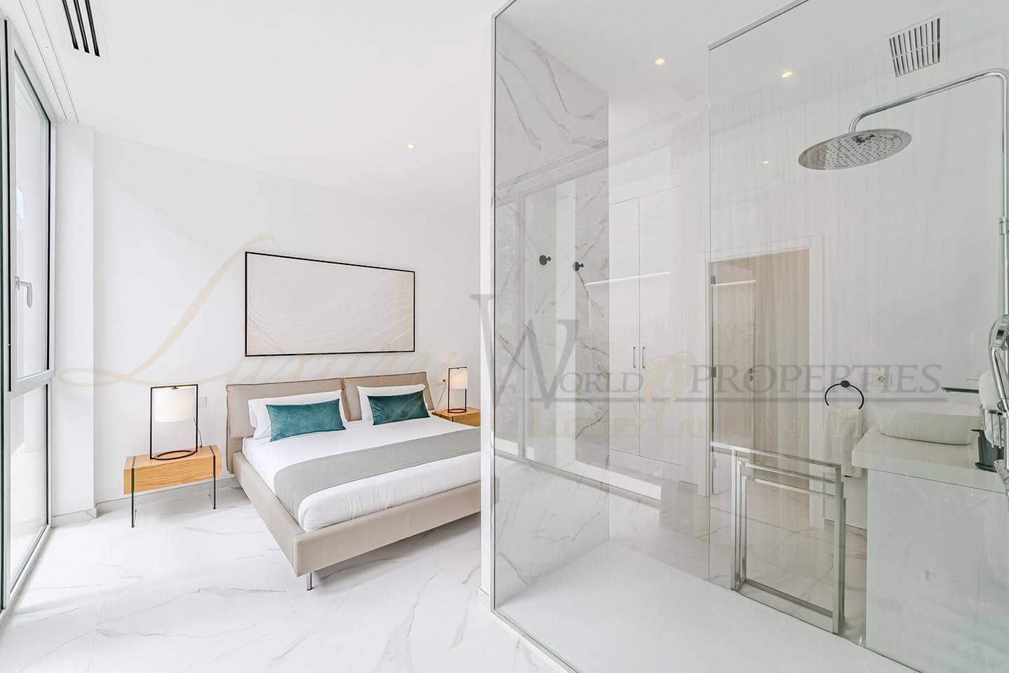 3 bedroom Flat for sale in Los Gigantes with pool garage - € 2,495,000 (Ref: 9164306)