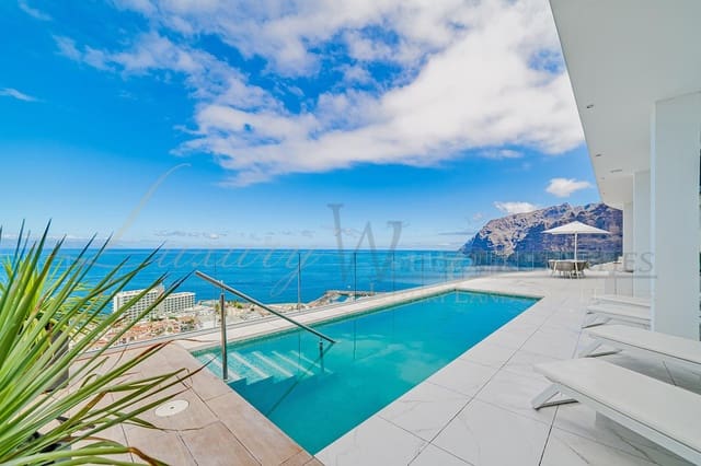3 slaapkamer Flat te koop in Los Gigantes, Santiago del Teide met zwembad garage - € 2.495.000 (Ref: 9164306)