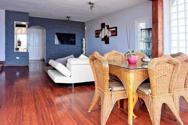 4 soveværelse Villa til salg i Torviscas Centro y Alto, Adeje med swimmingpool garage - € 750.000 (Ref: 9168852)