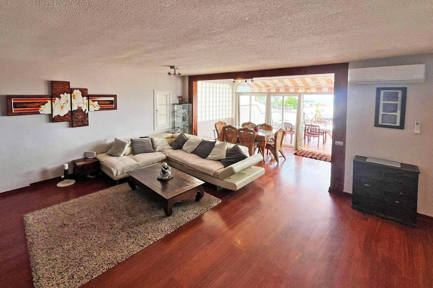 4 soverom Villa til salgs i Costa Adeje med svømmebasseng garasje - € 750 000 (Ref: 9168852)