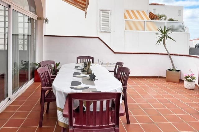 4 soveværelse Villa til salg i Torviscas Centro y Alto, Adeje med swimmingpool garage - € 750.000 (Ref: 9168852)