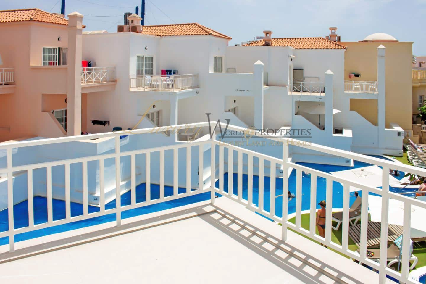 1 slaapkamer Flat te koop in Costa Adeje met zwembad - € 315.000 (Ref: 9187641)