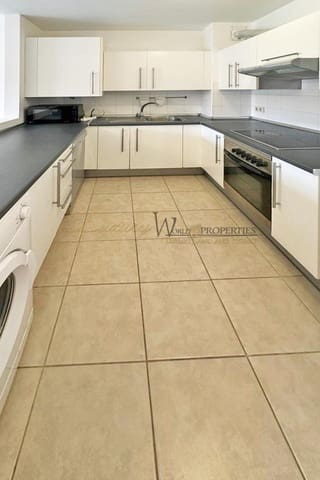 1 soveværelse Lejlighed til salg i Llano del Camello, San Miguel de Abona med swimmingpool garage - € 209.000 (Ref: 9191592)