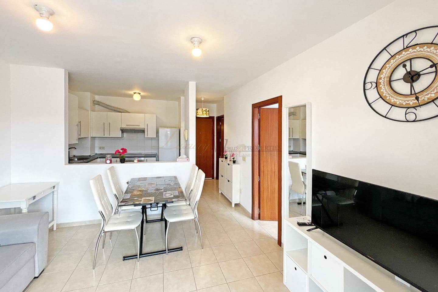 1 bedroom Flat for sale in Llano del Camello with pool garage - € 196,000 (Ref: 9191592)