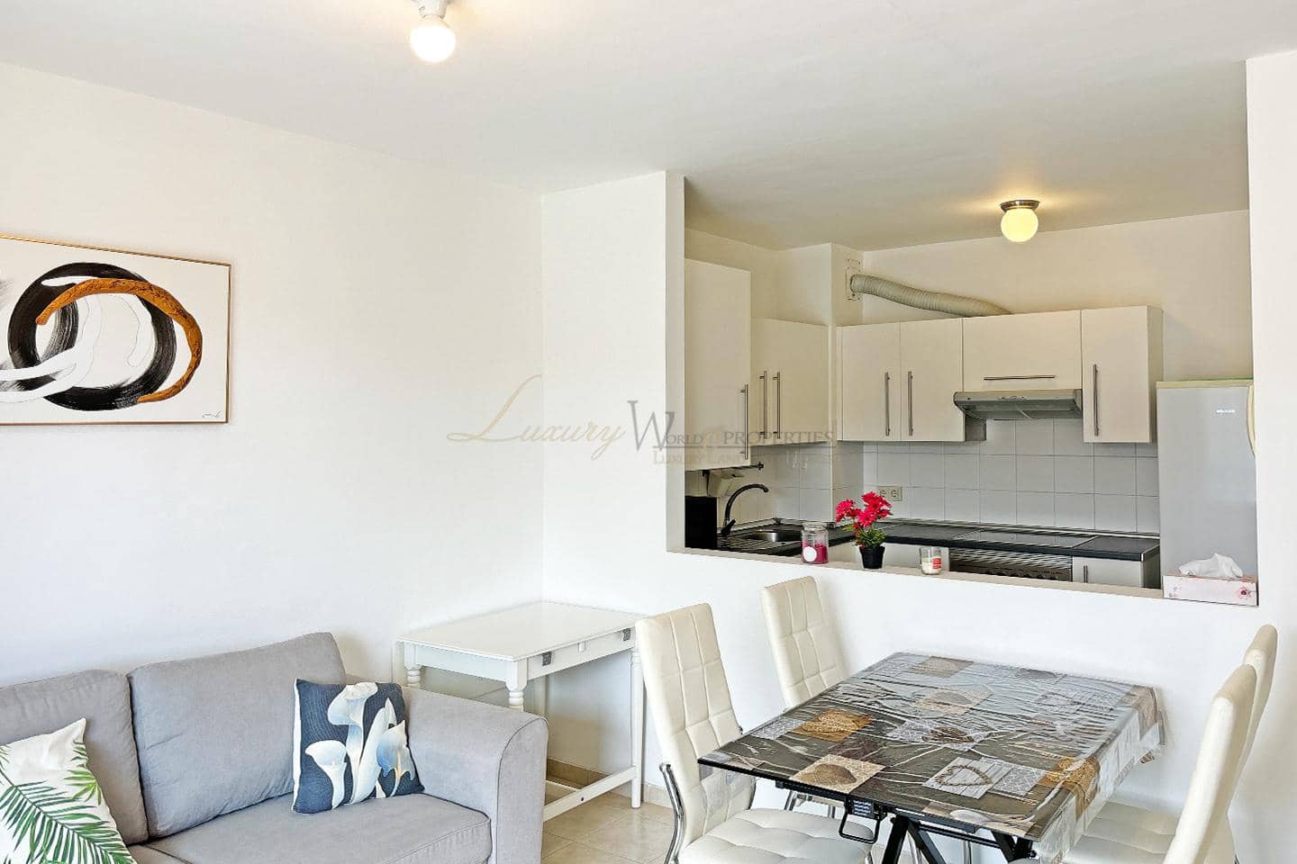 1 bedroom Flat for sale in Llano del Camello with pool garage - € 196,000 (Ref: 9191592)