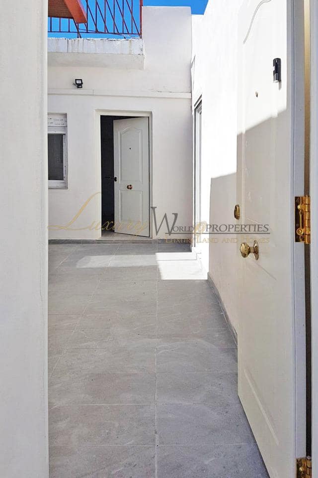 3 soverom Villa til salgs i Los Llanos de Aridane med svømmebasseng garasje - € 350 000 (Ref: 9193077)