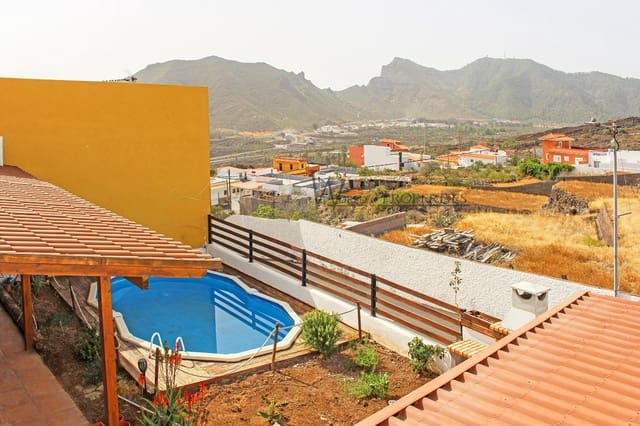 3 soveværelse Villa til salg i Los Llanos de Aridane med swimmingpool garage - € 350.000 (Ref: 9193077)