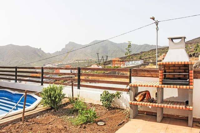 3 soveværelse Villa til salg i Los Llanos de Aridane med swimmingpool garage - € 350.000 (Ref: 9193077)