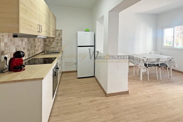 2 soverom Leilighet til salgs i Costa del Silencio, Arona med svømmebasseng - € 210 000 (Ref: 9196926)