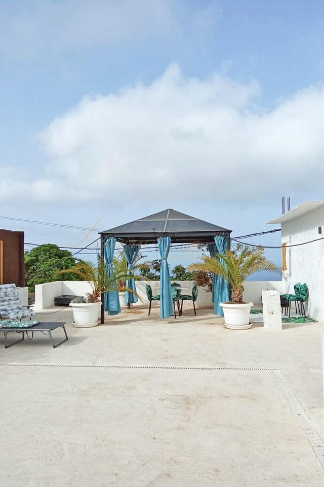 2 slaapkamer Villa te koop in Los Menores met garage - € 355.000 (Ref: 9219256)