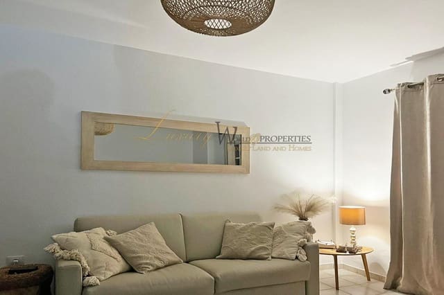 1 bedroom Flat for sale in Torviscas Centro y Alto, Adeje with pool - € 325,000 (Ref: 9227384)