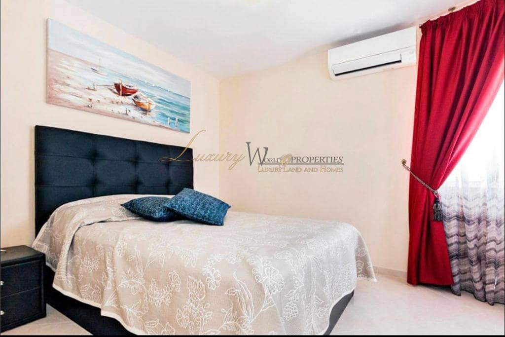 3 soveværelse Villa til salg i Costa Adeje med swimmingpool garage - € 630.000 (Ref: 9235261)