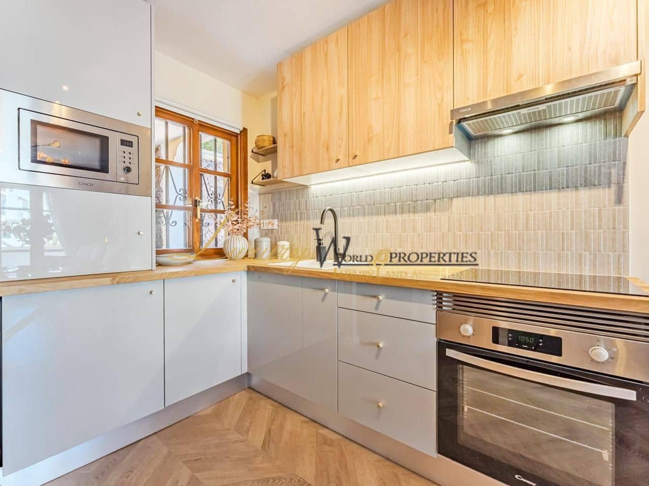 1 soveværelse Lejlighed til salg i Costa Adeje med swimmingpool - € 284.999 (Ref: 9238805)