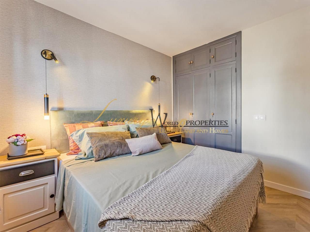 1 soveværelse Lejlighed til salg i Costa Adeje med swimmingpool - € 284.999 (Ref: 9238805)