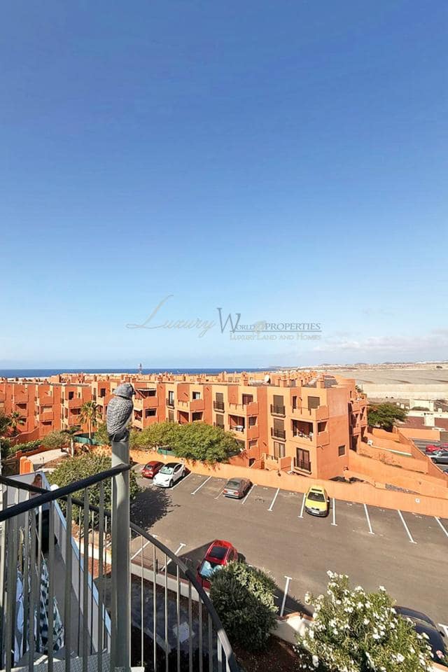 2 bedroom Flat for sale in La Tejita with pool garage - € 420,000 (Ref: 9263829)