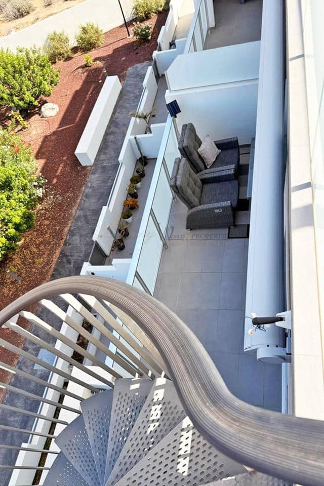 2 bedroom Flat for sale in La Tejita with pool garage - € 420,000 (Ref: 9263829)