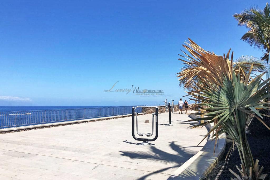 1 quarto Apartamento para venda em Playa Paraiso com piscina garagem - 280 000 € (Ref: 9293939)