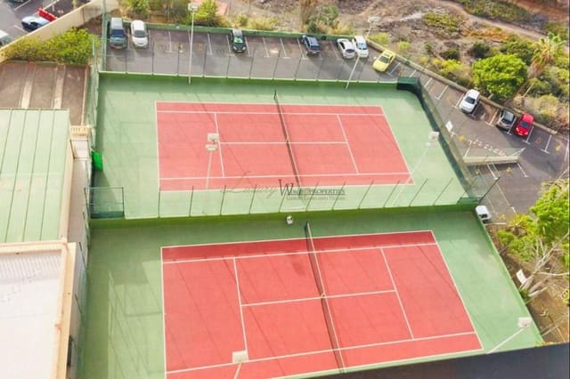 1 bedroom Flat for sale in Playa Paraiso, Adeje with pool garage - € 280,000 (Ref: 9293939)