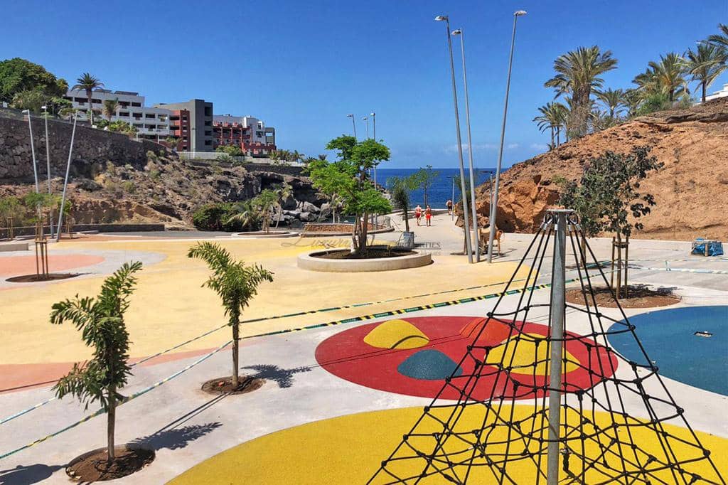 1 quarto Apartamento para venda em Playa Paraiso com piscina garagem - 280 000 € (Ref: 9293939)