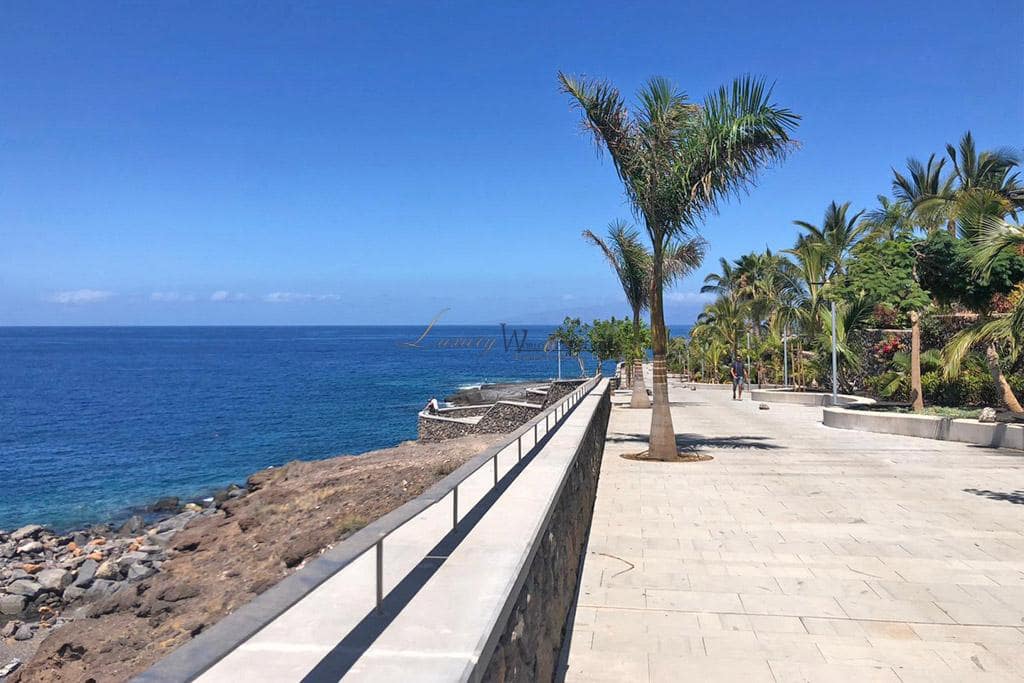 1 quarto Apartamento para venda em Playa Paraiso com piscina garagem - 280 000 € (Ref: 9293939)