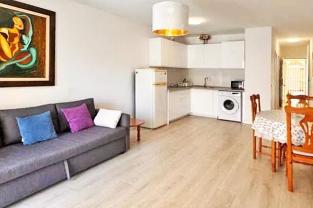 1 slaapkamer Flat te koop in Playa Fañabe, Adeje met zwembad - € 334.000 (Ref: 9293940)