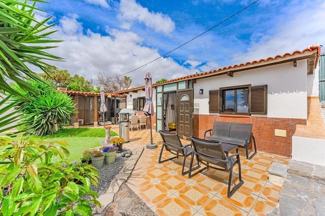 Chalet de 3 habitaciones en Granadilla de Abona en venta con piscina garaje - 389.000 € (Ref: 9298787)