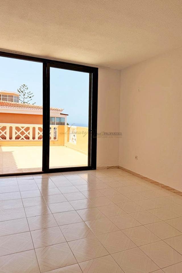 Appartement à vendre à Costa Adeje - 210 000 € (Ref: 9306970)