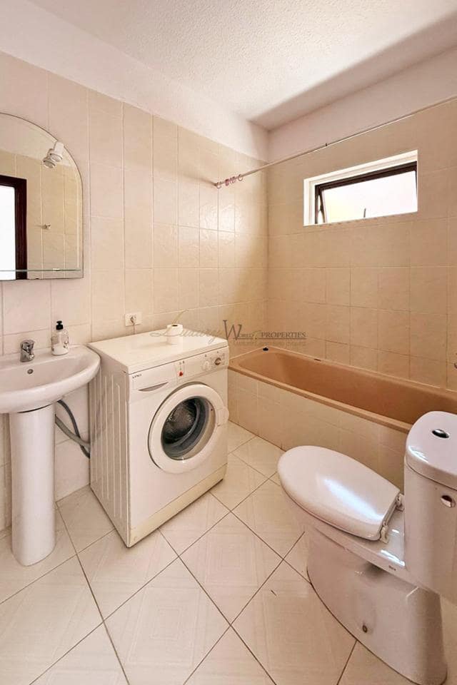 Appartement à vendre à Costa Adeje - 210 000 € (Ref: 9306970)