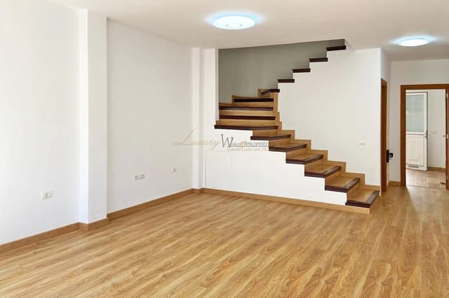 3 camera da letto Villa in vendita in Fasnia con garage - 485.000 € (Rif: 9329853)