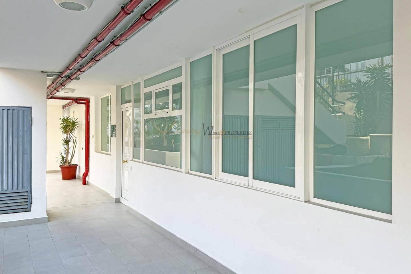 Piso de 2 habitaciones en Los Cristianos en venta - 540.000 € (Ref: 9337162)