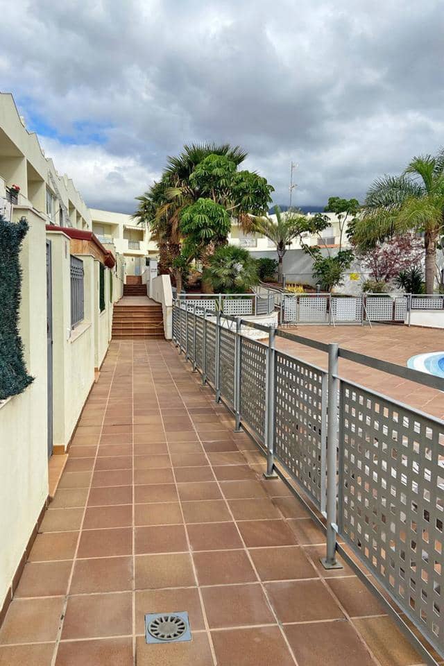 3 camera da letto Villa in vendita in Costa Adeje con piscina garage - 470.000 € (Rif: 9348660)