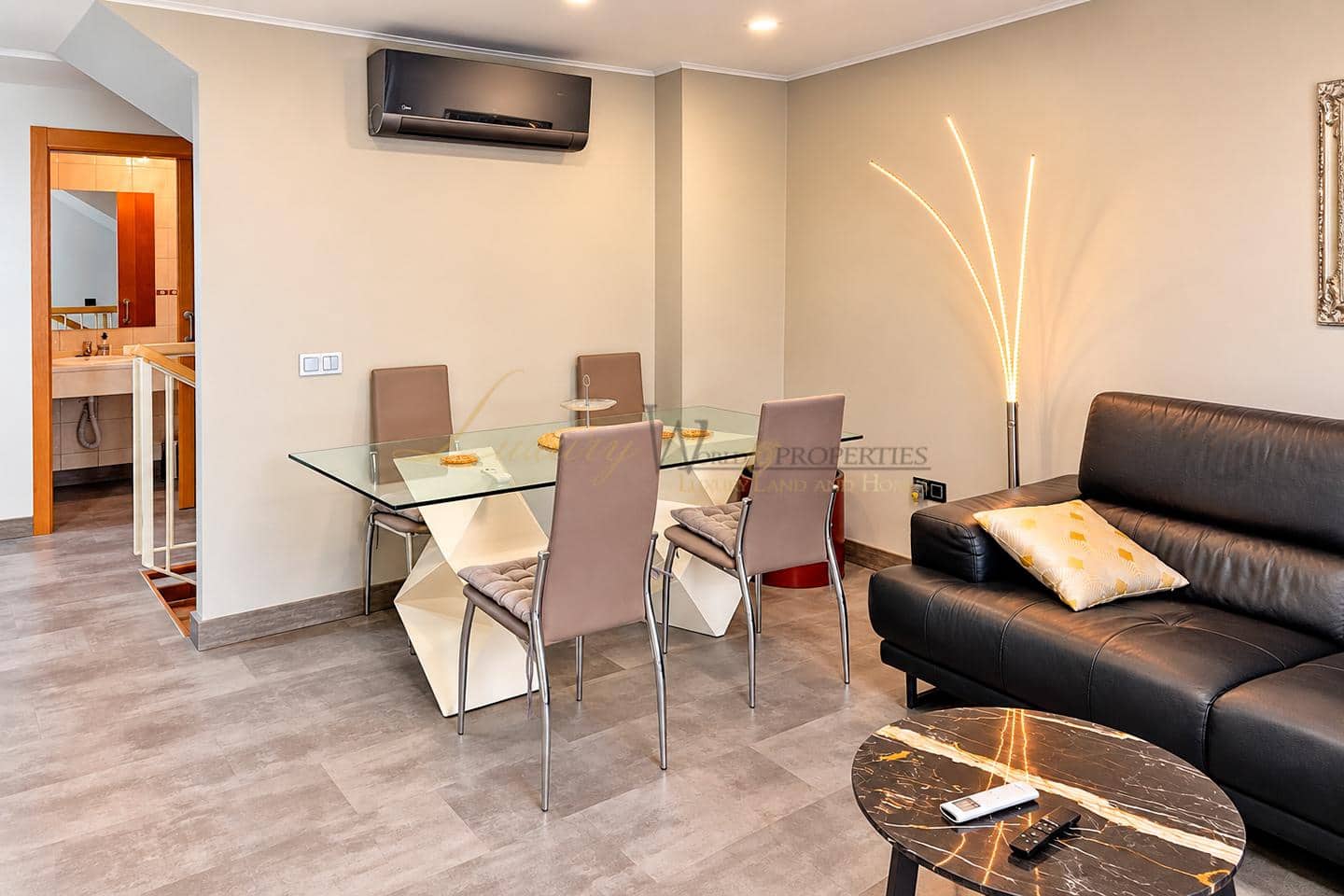 3 camera da letto Villa in vendita in Costa Adeje con piscina garage - 470.000 € (Rif: 9348660)