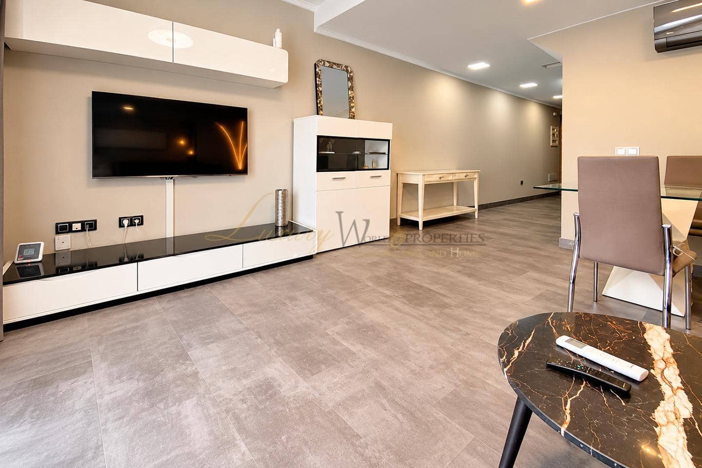 3 camera da letto Villa in vendita in Costa Adeje con piscina garage - 470.000 € (Rif: 9348660)