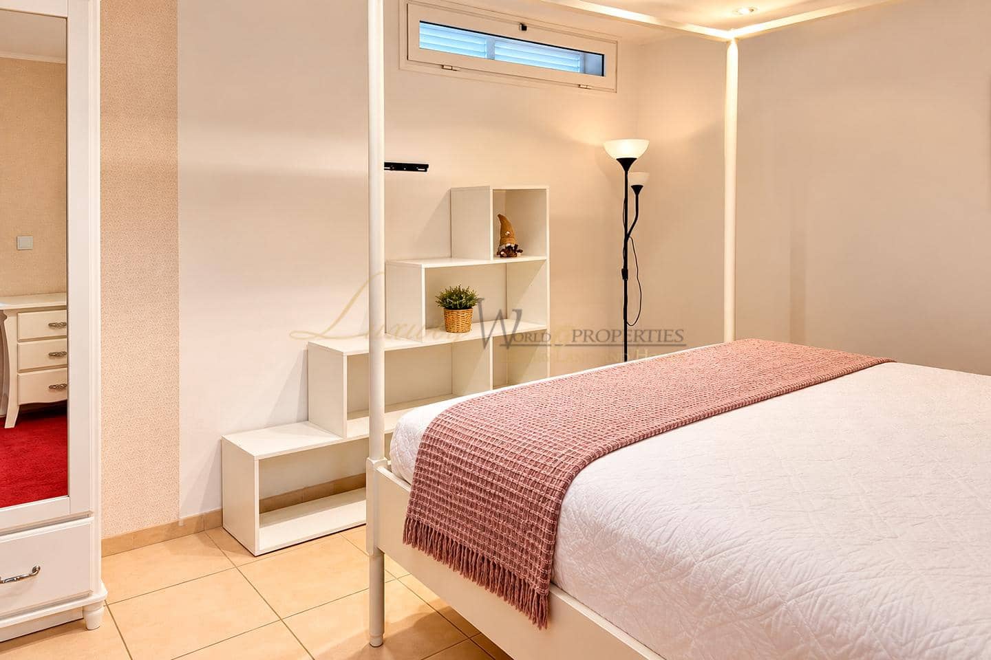 3 camera da letto Villa in vendita in Costa Adeje con piscina garage - 470.000 € (Rif: 9348660)