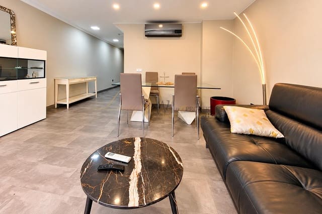 3 chambre Villa/Maison à vendre à Playa de Fañabé Alto, Adeje avec piscine garage - 470 000 € (Ref: 9348660)