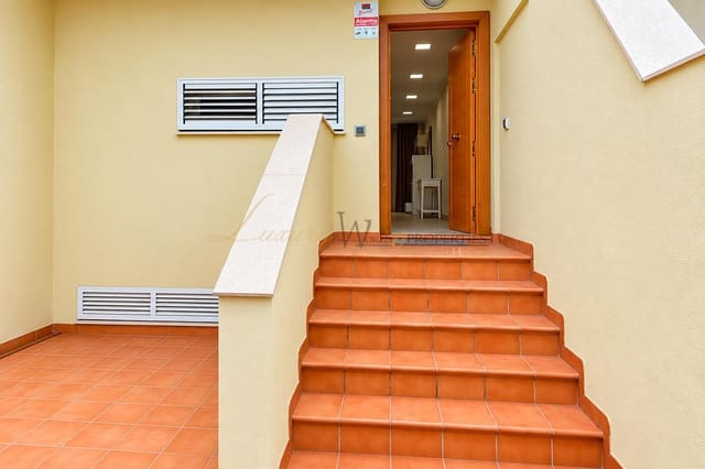 3 chambre Villa/Maison à vendre à Playa de Fañabé Alto, Adeje avec piscine garage - 470 000 € (Ref: 9348660)