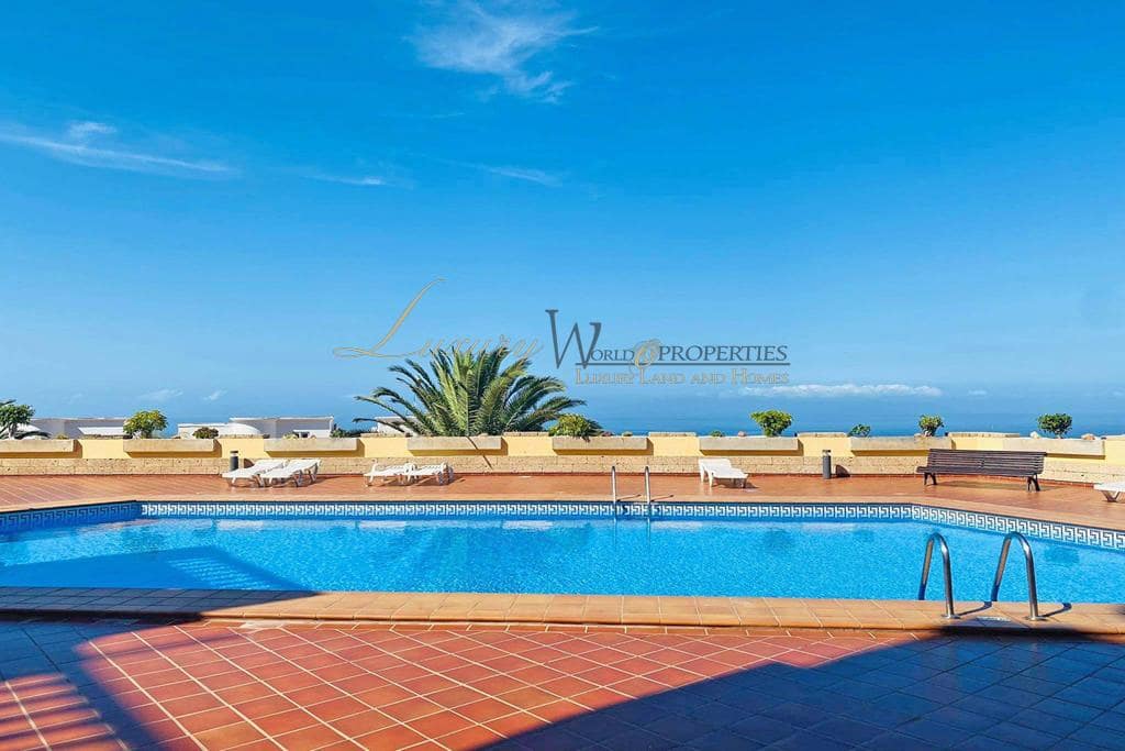 2 soverom Leilighet til salgs i Costa Adeje med svømmebasseng - € 479 000 (Ref: 9352894)