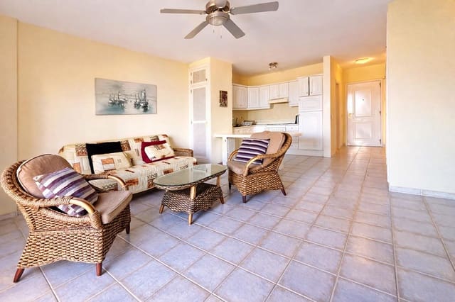 2 bedroom Flat for sale in Torviscas Centro y Alto, Adeje with pool - € 479,000 (Ref: 9352894)