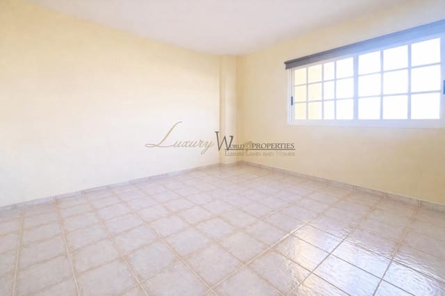 2 makuuhuone Asunto myytävänä paikassa Torviscas Centro y Alto, Adeje mukana uima-altaan - 479 000 € (Ref: 9352894)