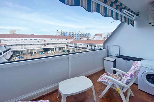 2 slaapkamer Flat te koop in Los Cristianos, Arona met zwembad - € 320.000 (Ref: 9369079)