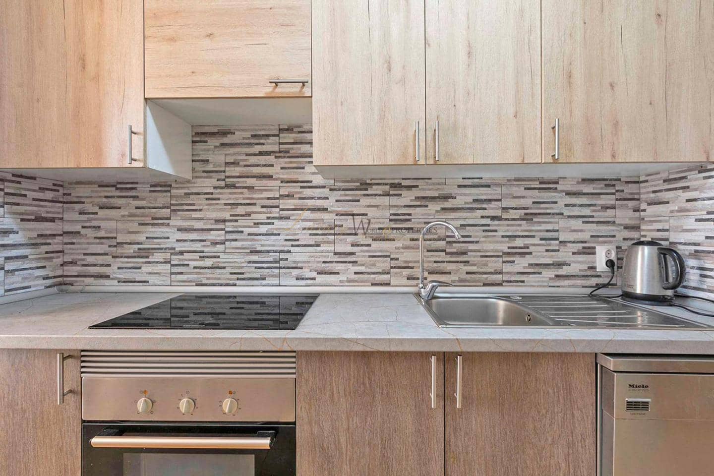 3 bedroom Flat for sale in El Fraile with garage - € 265,000 (Ref: 9379920)