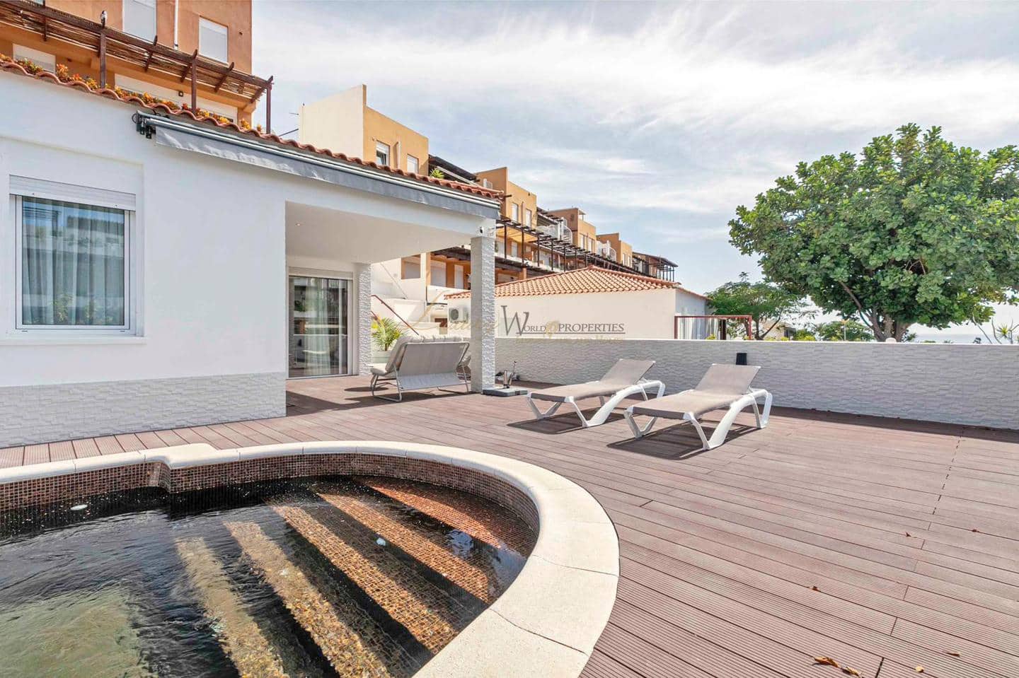 3 bedroom Villa for sale in Amarilla Golf with pool garage - € 690,000 (Ref: 9401744)