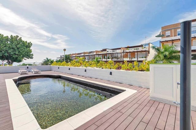 3 slaapkamer Villa te koop in Amarilla Golf, San Miguel de Abona met zwembad garage - € 690.000 (Ref: 9401744)