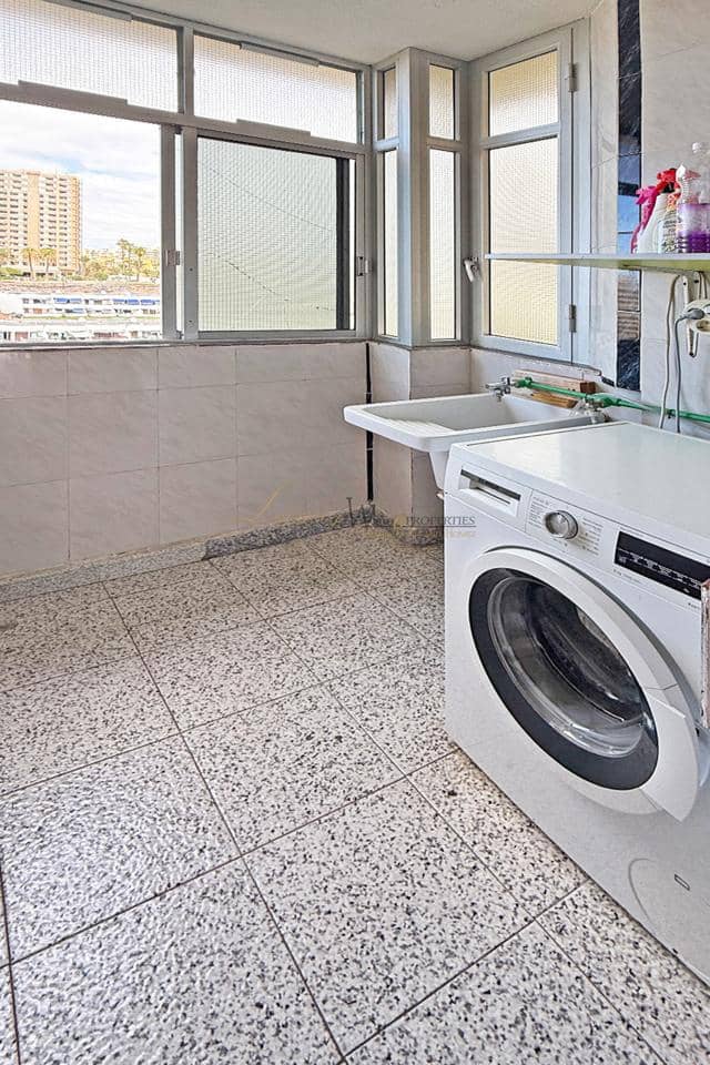 3 sypialnia Mieszkanie na sprzedaż w Los Cristianos z basenem - 495 000 € (Ref: 9421494)