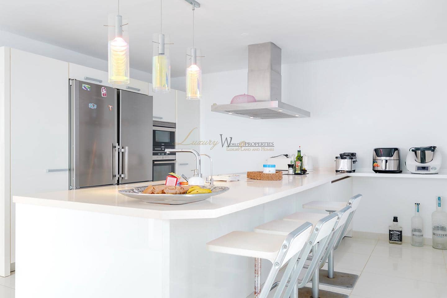 5 quarto Moradia para venda em Costa Adeje com piscina garagem - 2 730 000 € (Ref: 9426491)