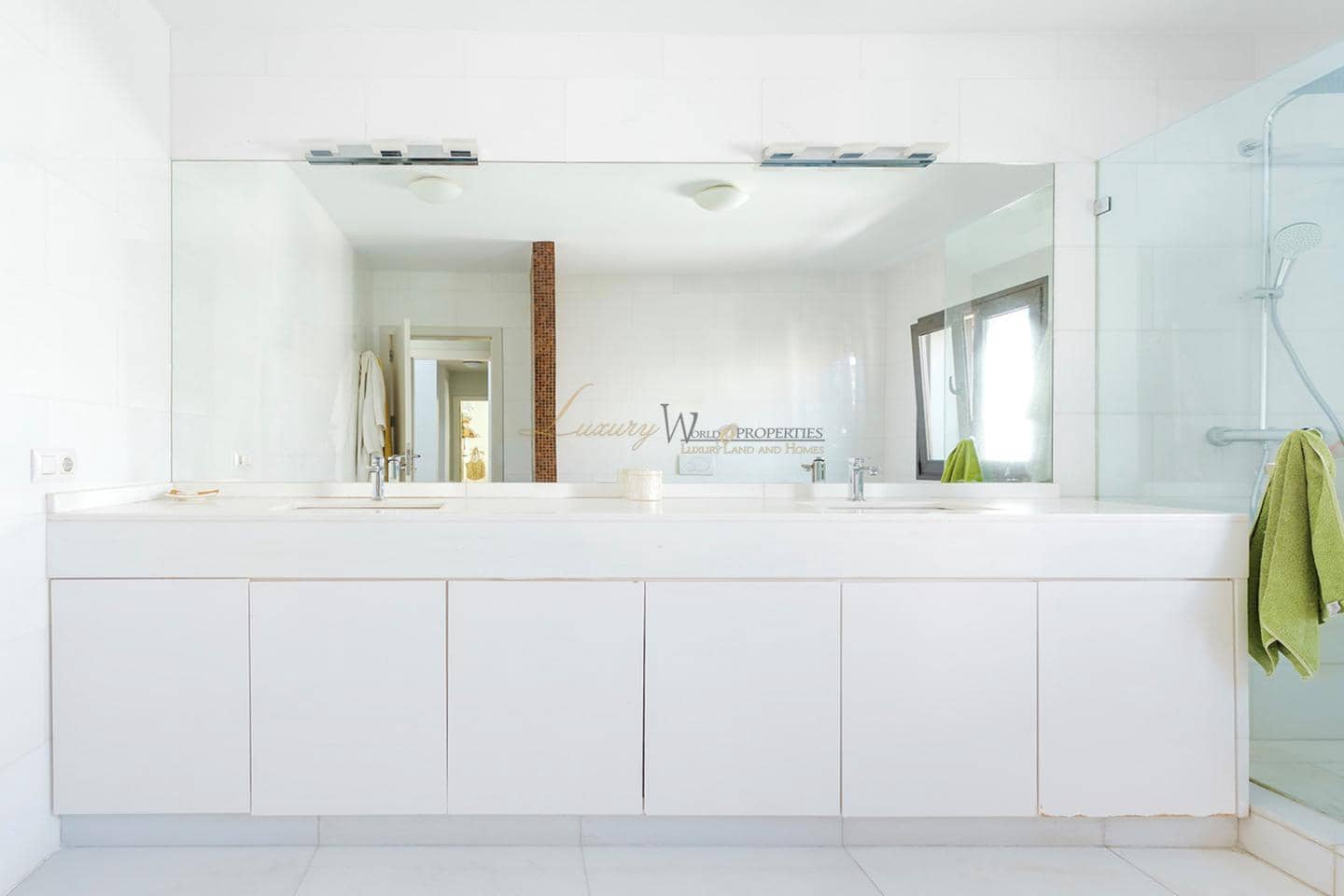 5 quarto Moradia para venda em Costa Adeje com piscina garagem - 2 730 000 € (Ref: 9426491)